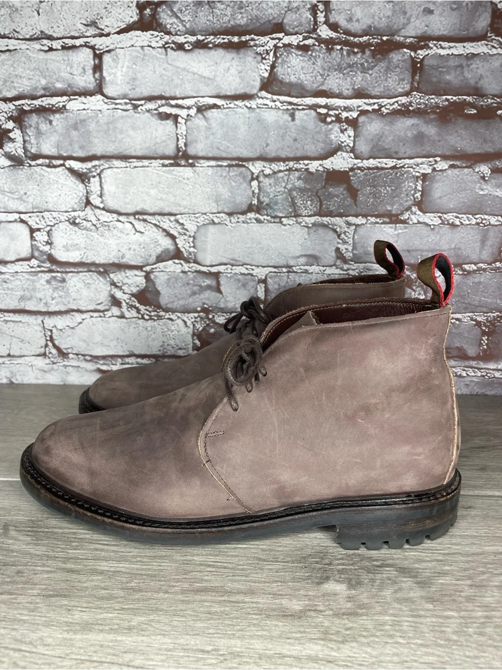 Allen Edmonds Surrey WeatherProof Taupe Nubuck Leather Boots Men sz 9.5D US/43EU